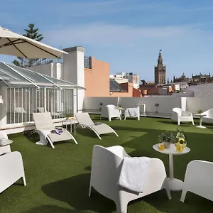 Plaza Aparthotel